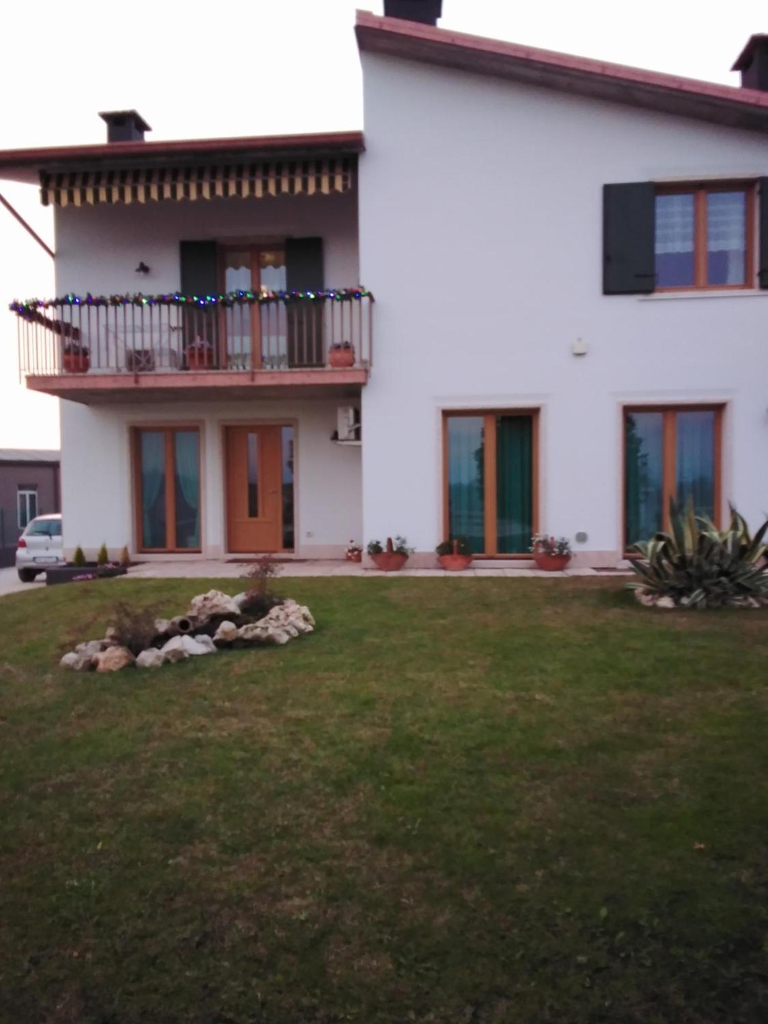 B&B Carmen Biondani Pescantina Exterior photo